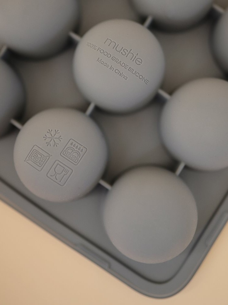 Mushie - silikonowa foremka do mrożenia przekąsek Tradewinds