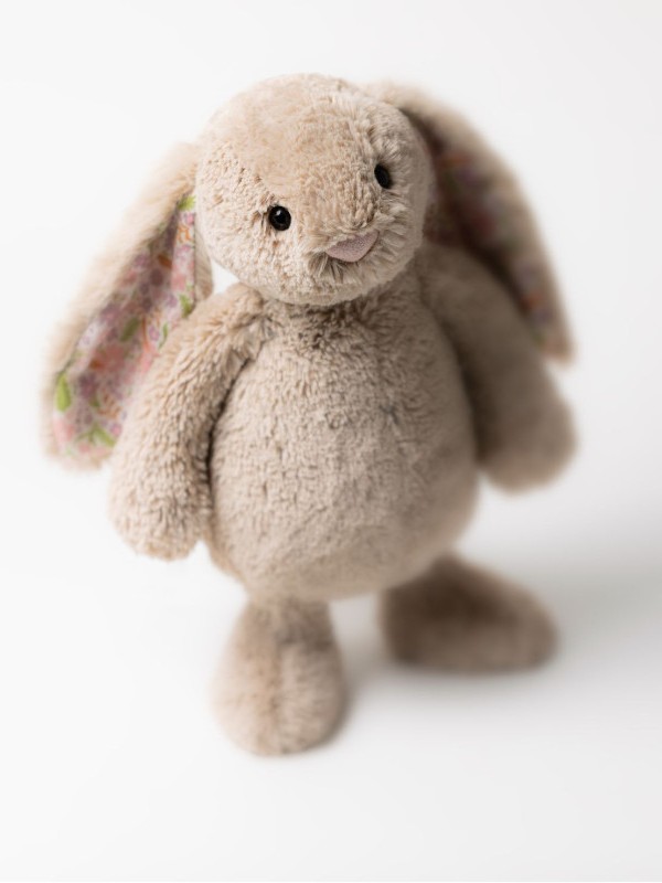 Jellycat - króliczek z Kwiecistymi Uszami Beżowy „Petal” 31 cm
