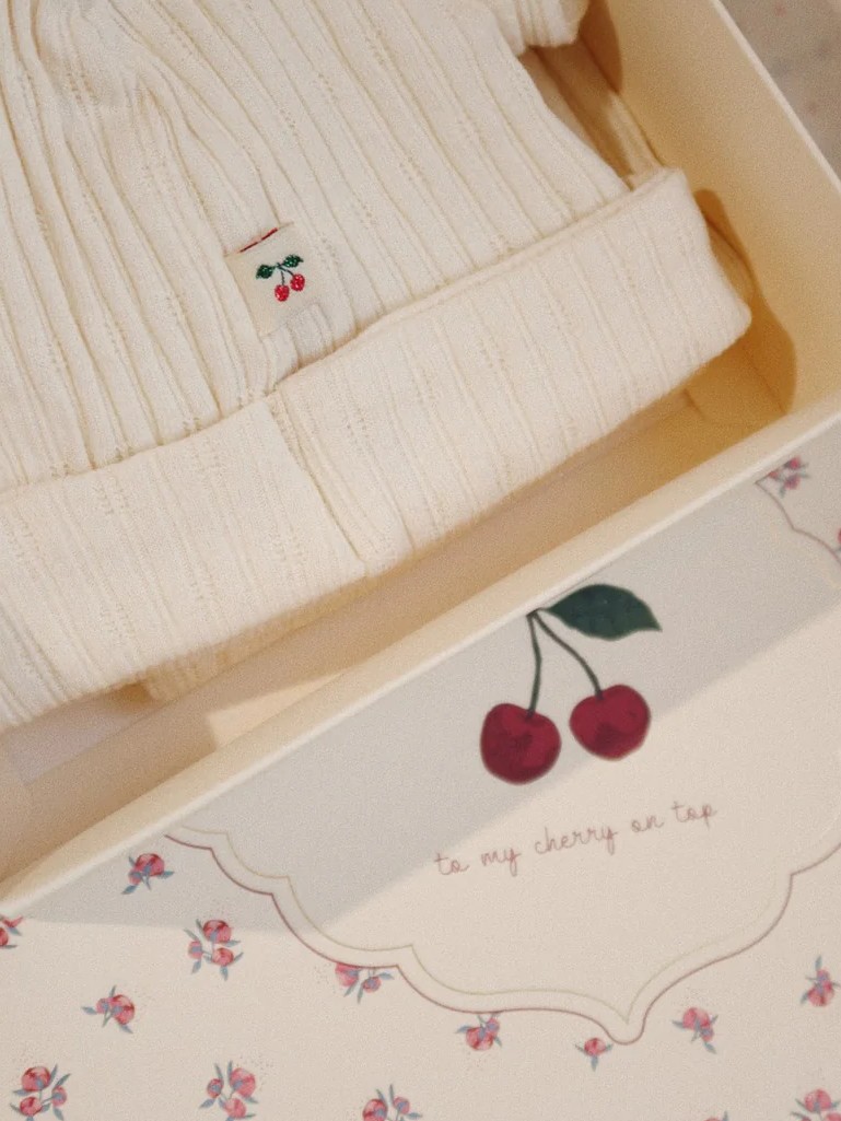 Konges Sløjd - komplet niemowlęcy Nia Maternity Package GOTS Cherry