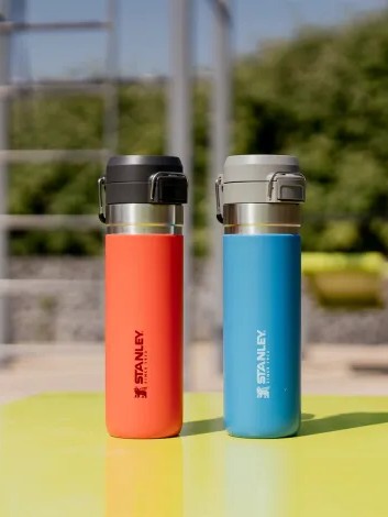 Stanley - butelka na wodę QUICK FLIP 0,7 L Azure Stanley - butelka na wodę QUICK FLIP 0,7 L Azure