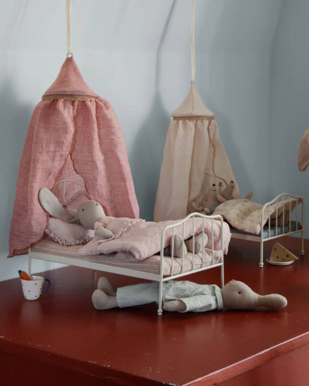 Maileg - baldachim do łóżka miniature bed canopy - rose