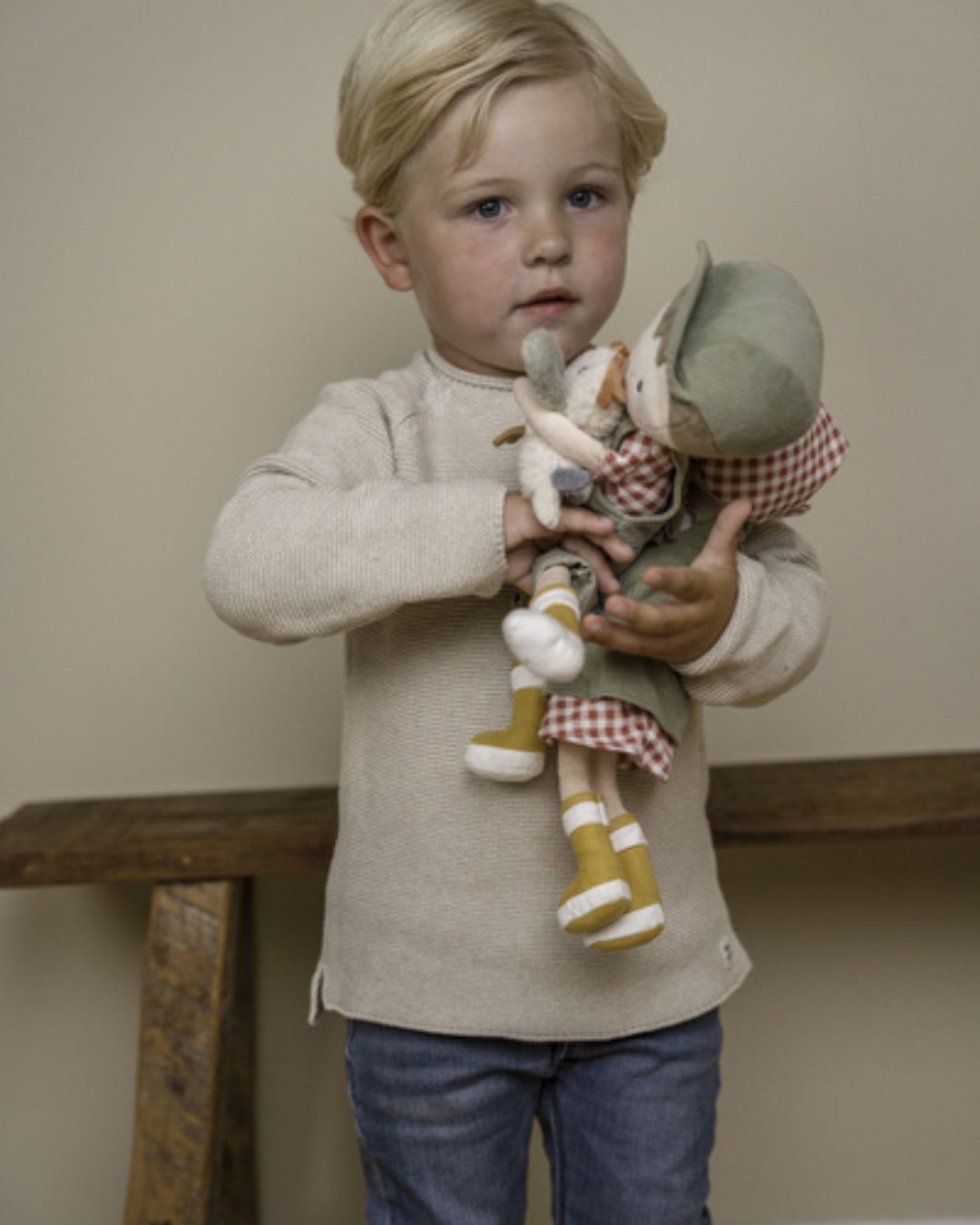 Little Dutch - lalka Farmer Jim z kurczaczkiem 35 cm