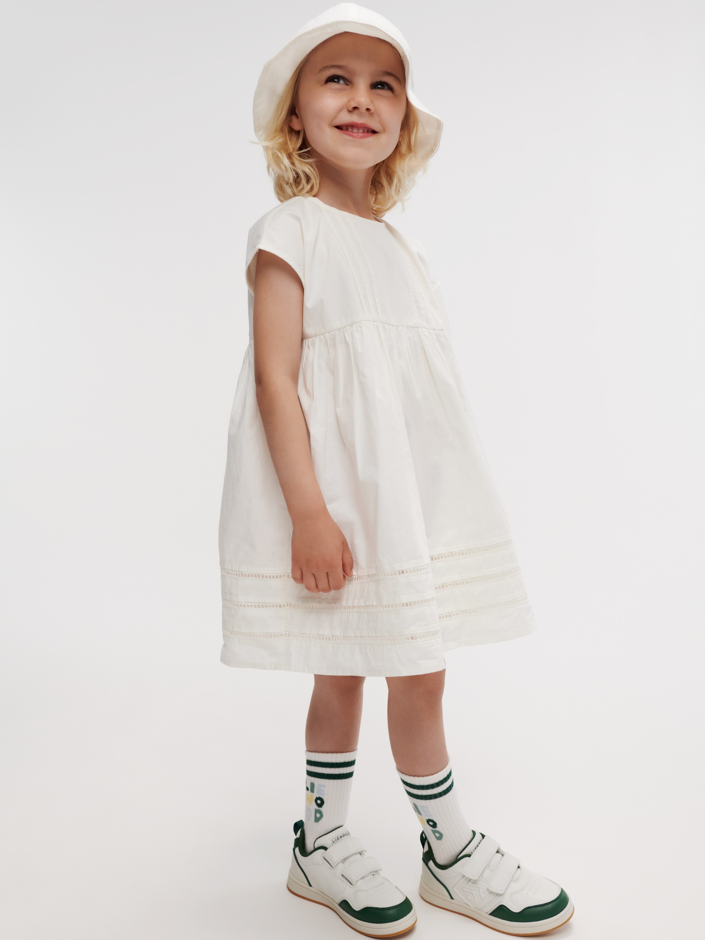 Liewood - sukienka z ażurowymi detalami Gudrun creme de la creme