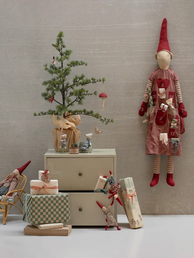 Maileg - kalendarz adwentowy Pixy Dziewczyna