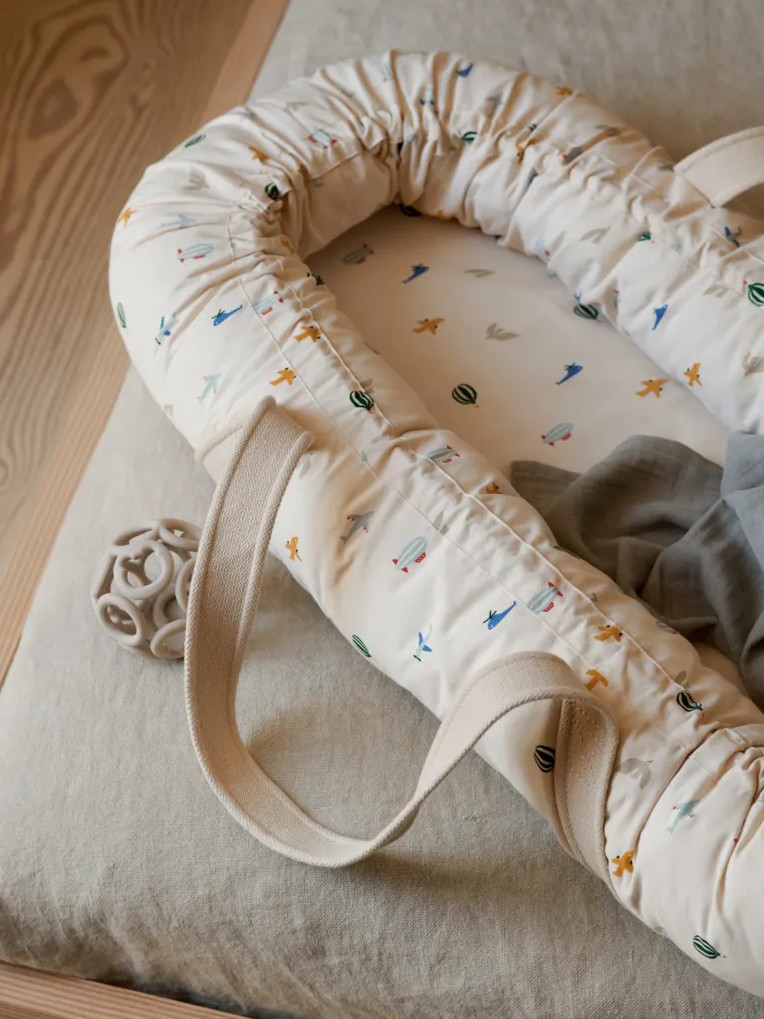 Liewood - kokon niemowlęcy gniazdko Gro Printed Babylift aviator ecru