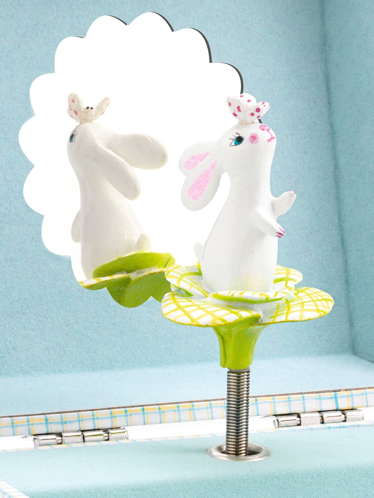 Djeco - drewniana szkatułka z pozytywką Sweet Rabbit Leo