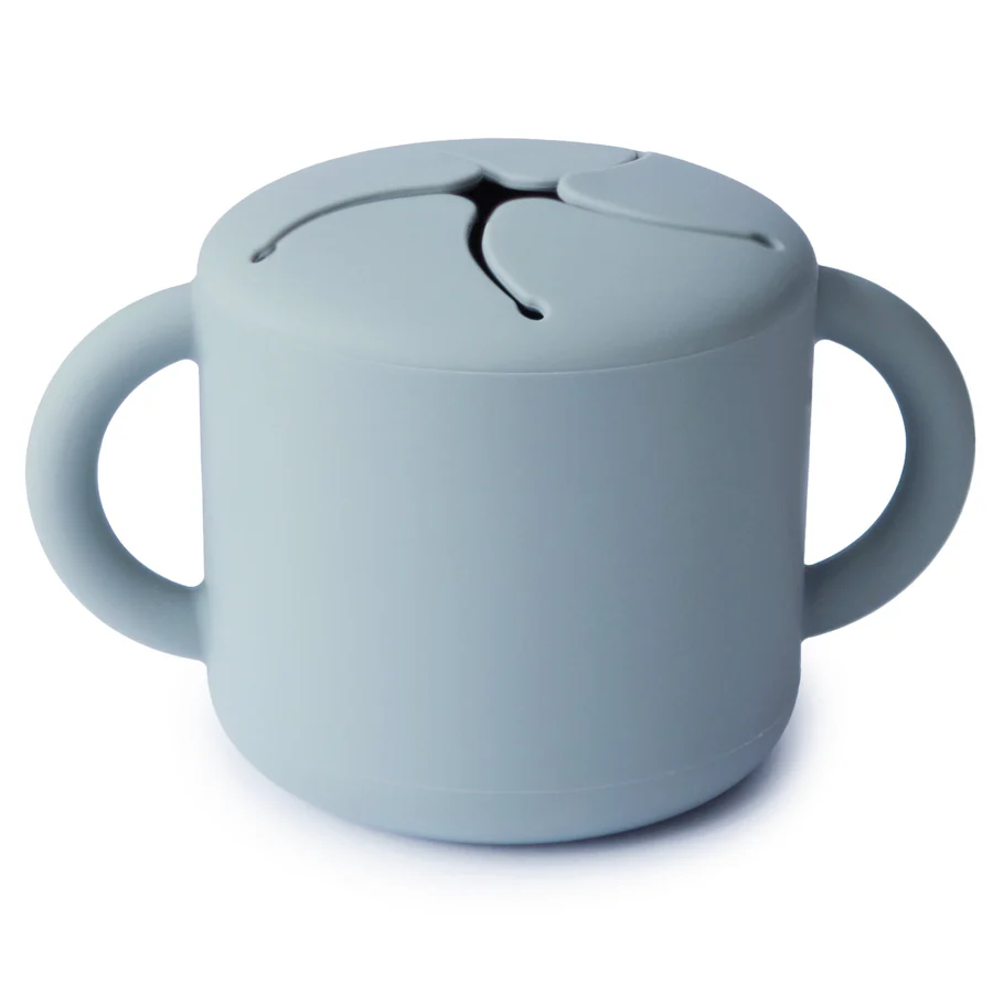 Mushie - kubek niewysypek na przekąski Powder Blue